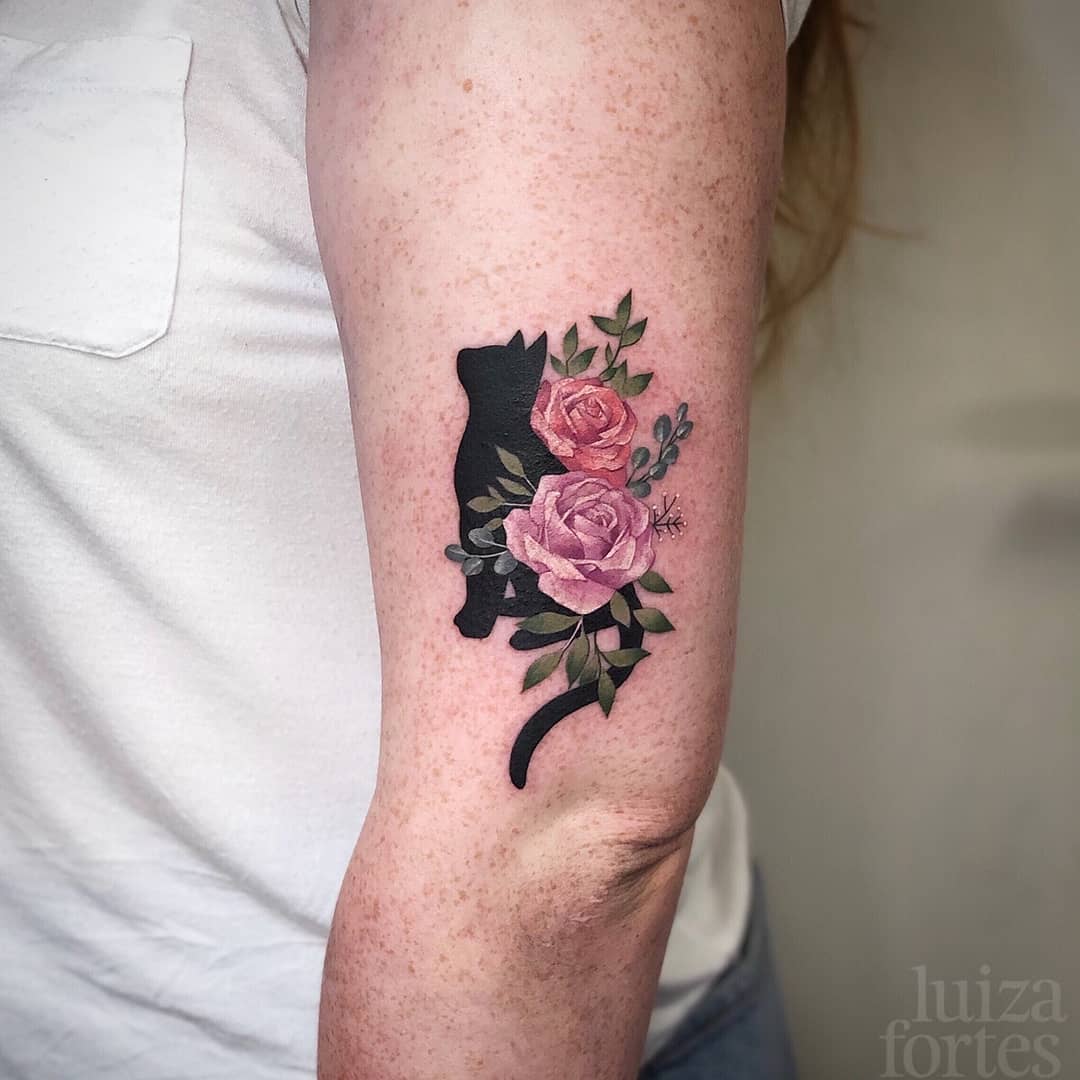 Gorgeous cat silhouette with florals by Luiza done here at Watermelon Tattoo. She is nearly booked up for this year already since starting two weeks ago so best get your enquiries in asap!
