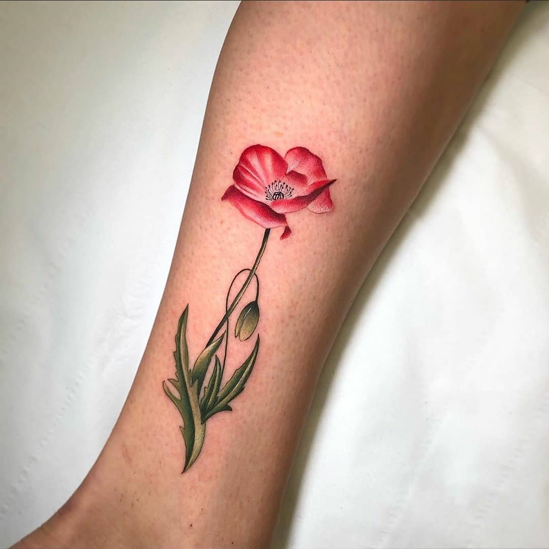 Delicate poppy for the wonderful Jo!
Tattoo by Noemi 

