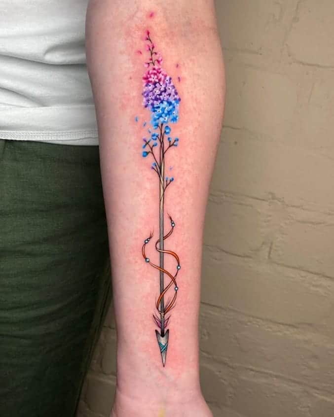 Arrow and florals by Noemi for Rachel!

noemi_tattoo                    