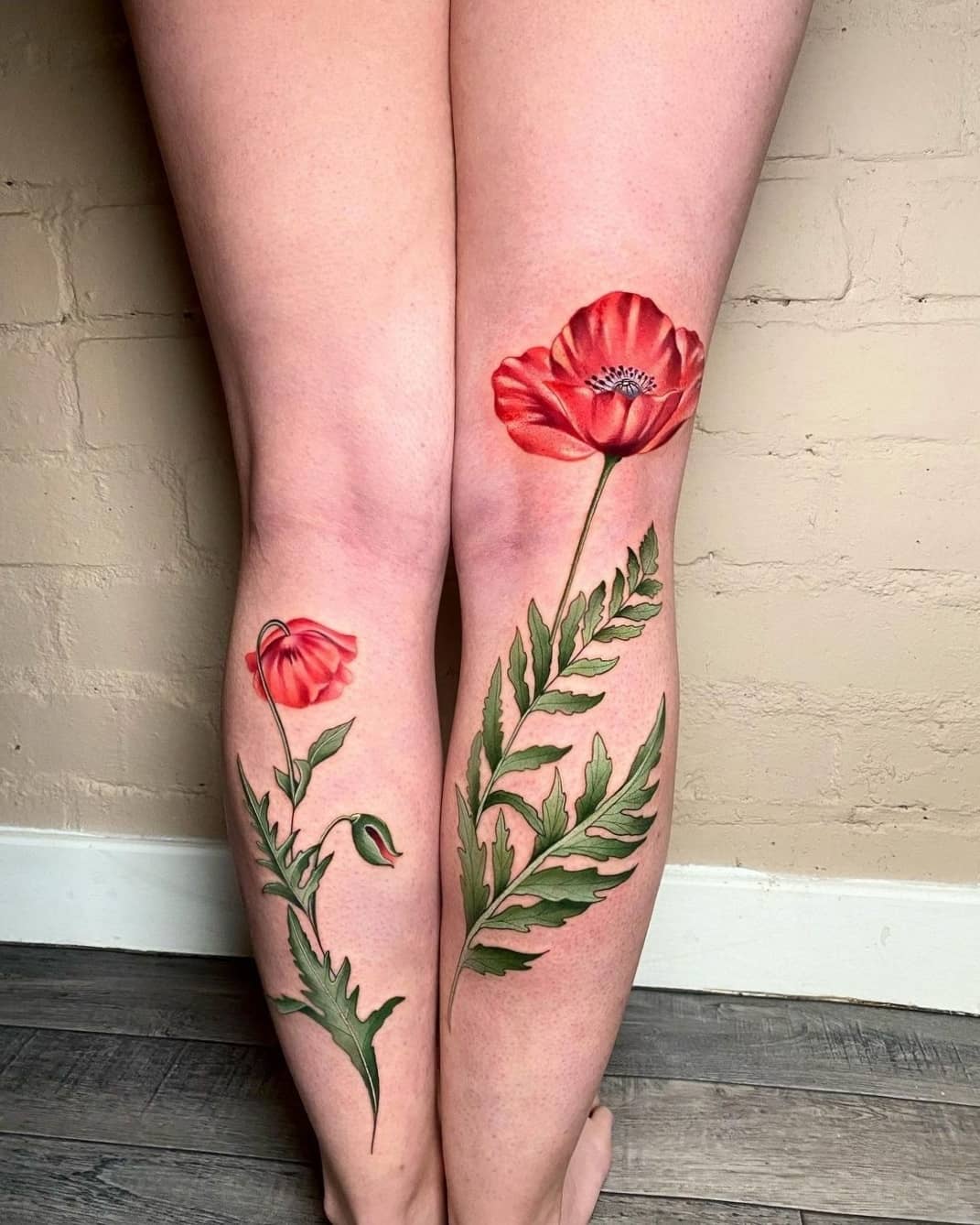 A pair of poppies for our lovely returning customer Lauren, was great to see you again!
Tattoo by the one and only Noemi.

                      