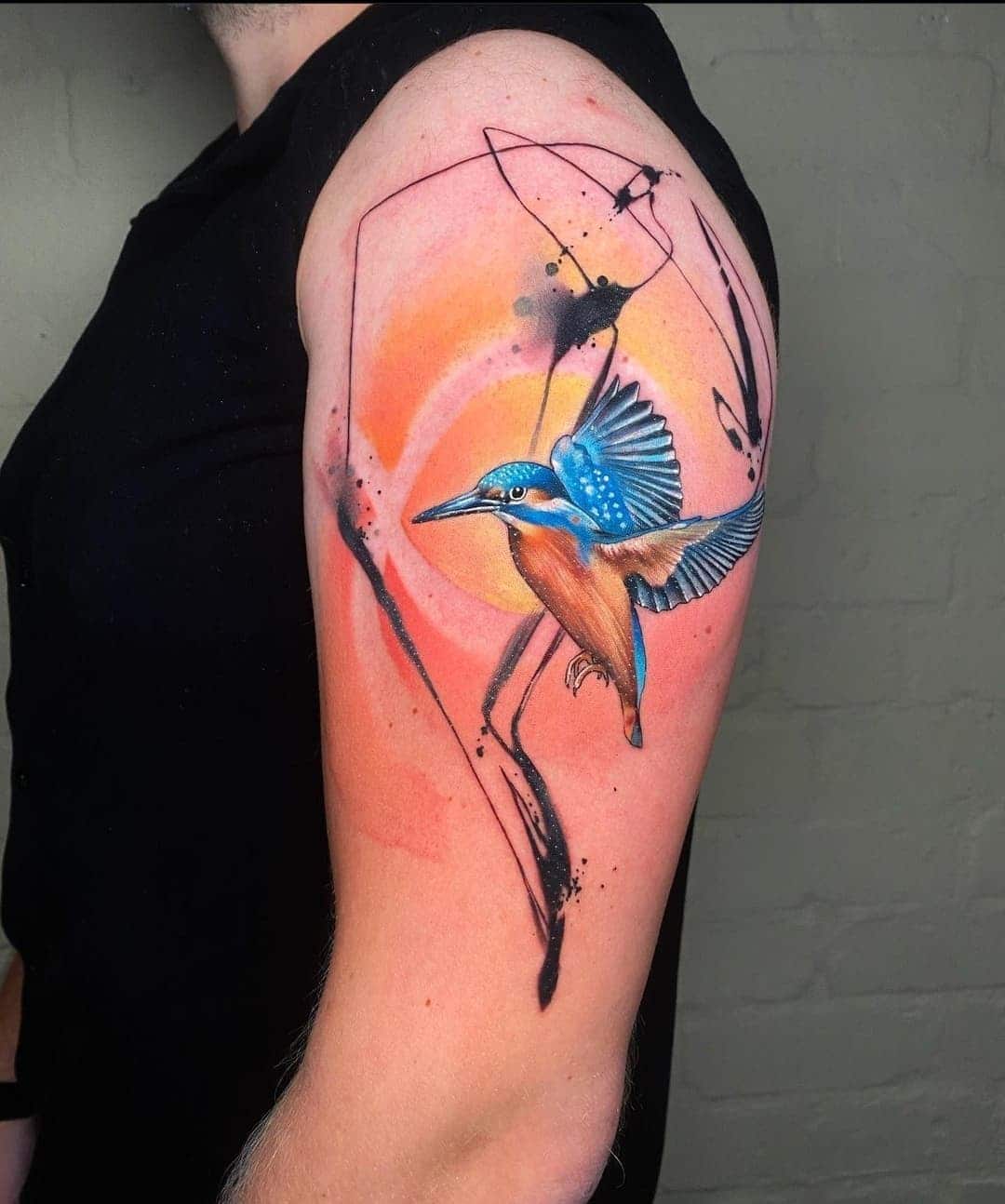 Stunning kingfisher framed in Watercolour splashes by Noemi. Thanks so much for the trust Jonny!

noemi_tattoo 

         