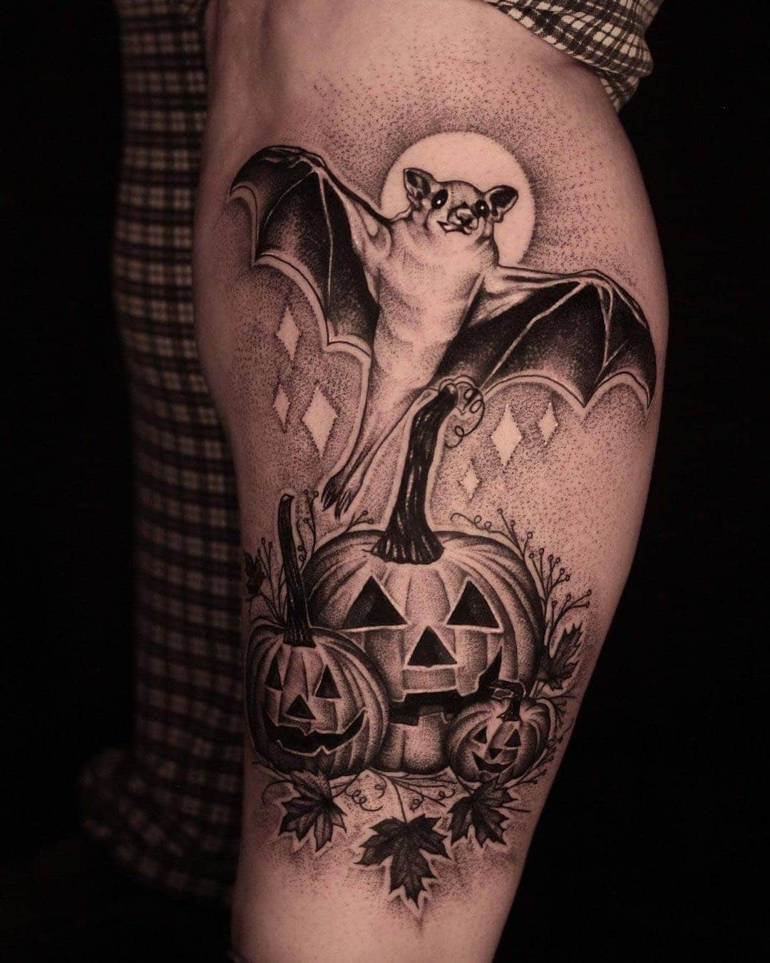 Bat and pumpkins by Liz!
lizminellitattoo 

                      