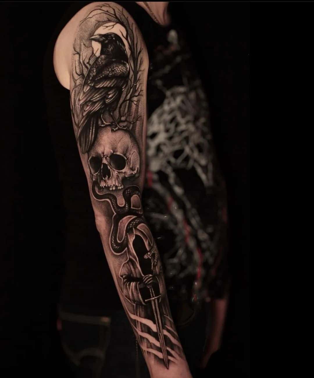 In love with Ali's outer sleeve... magnificent work by our wee queen of darkness Liz.
lizminellitattoo 

                    